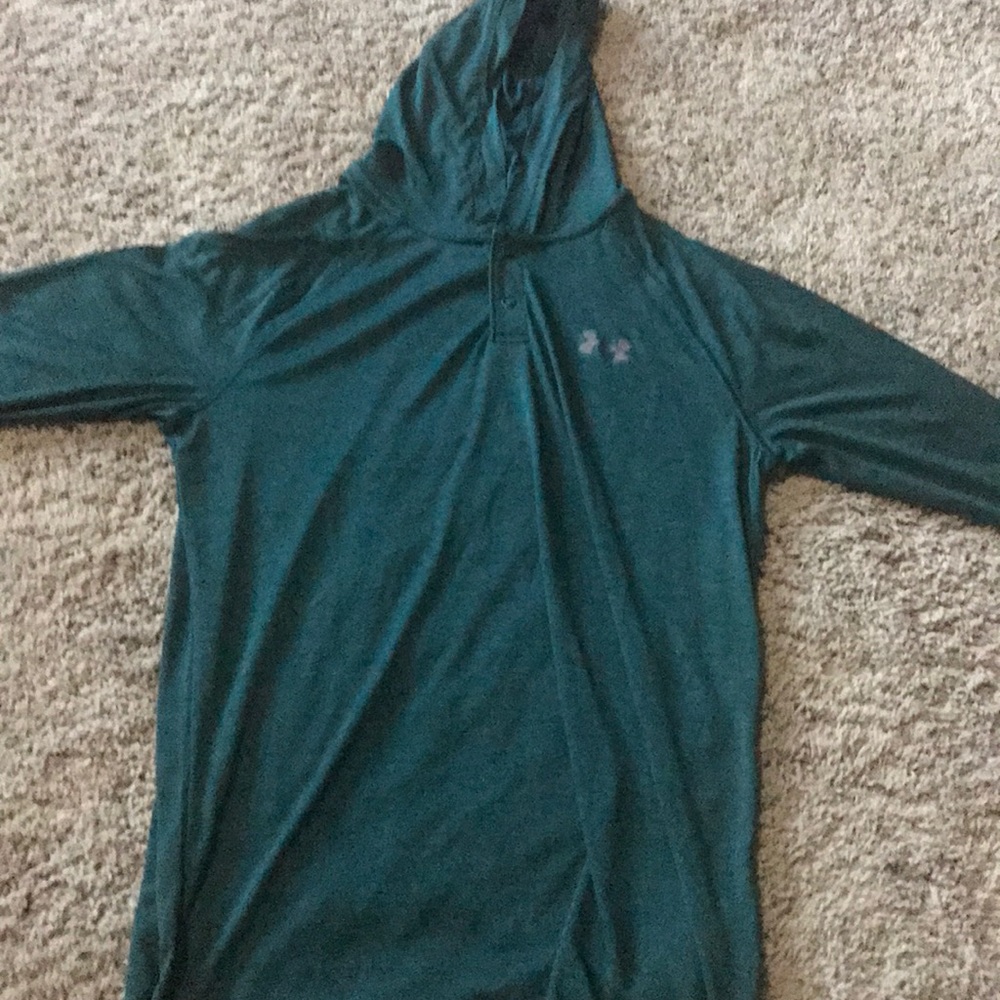 Long sleeve hooded heat gear under armor
